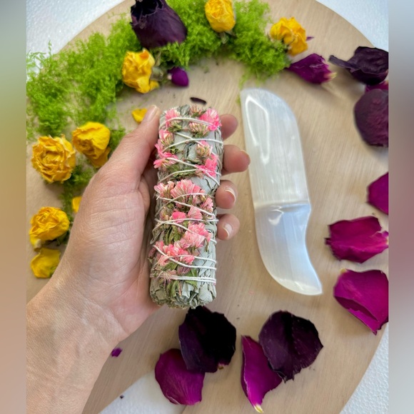 Selenite Dagger & White Sage  | Energy Clearing • Gentle Renewal - Picture 3 of 5